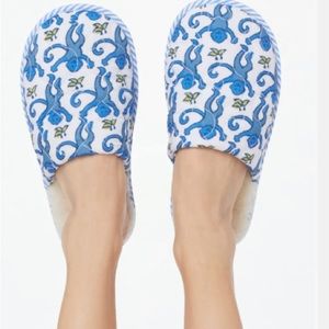 NWT Roller Rabbit Slippers sz Med